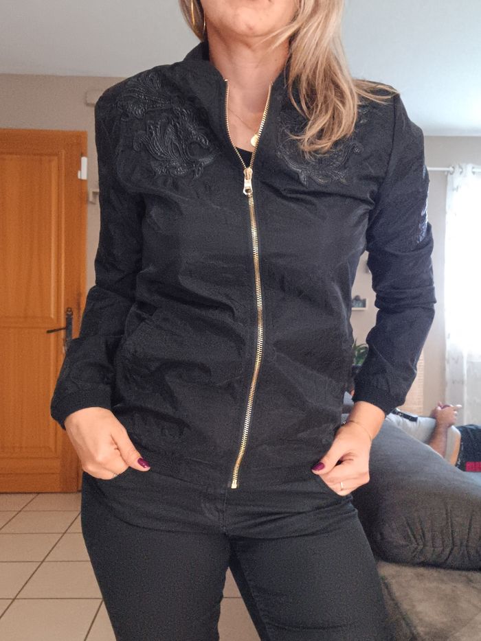 Veste noir - photo numéro 3