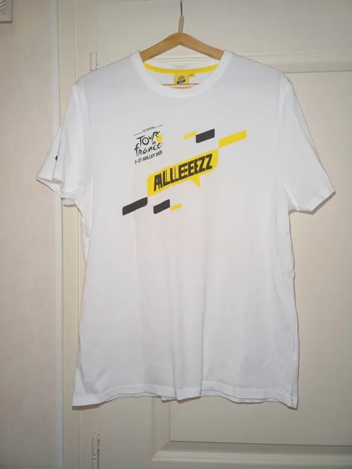 T-shirt imprimé Produit Officiel