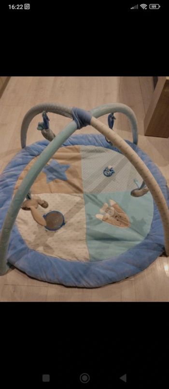 Tapis d'éveil avec arche