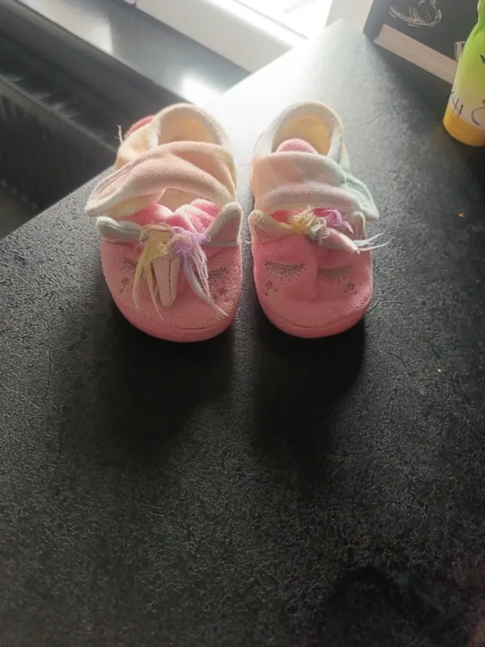 Chaussons fille licorne