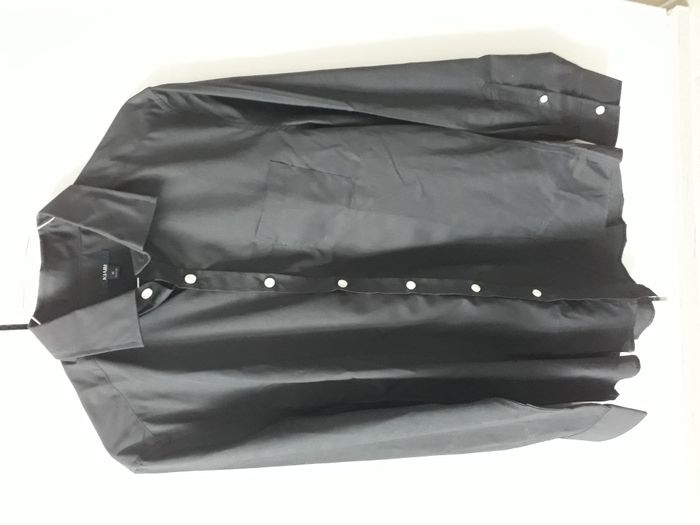 Chemise noire homme manches longues Kiabi  taille M  ( 39 – 40 )