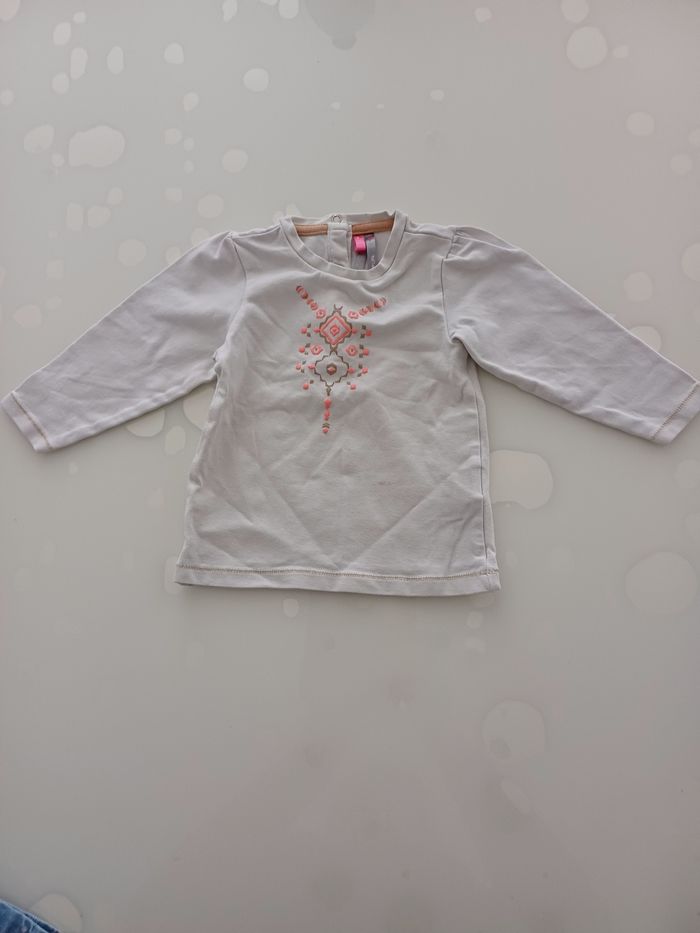 Tee-shirt taille 9 mois