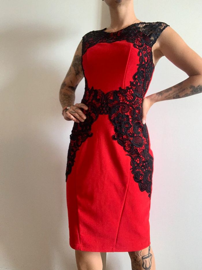 Robe rouge et noire sexy lipsy taille m 38 - photo numéro 9