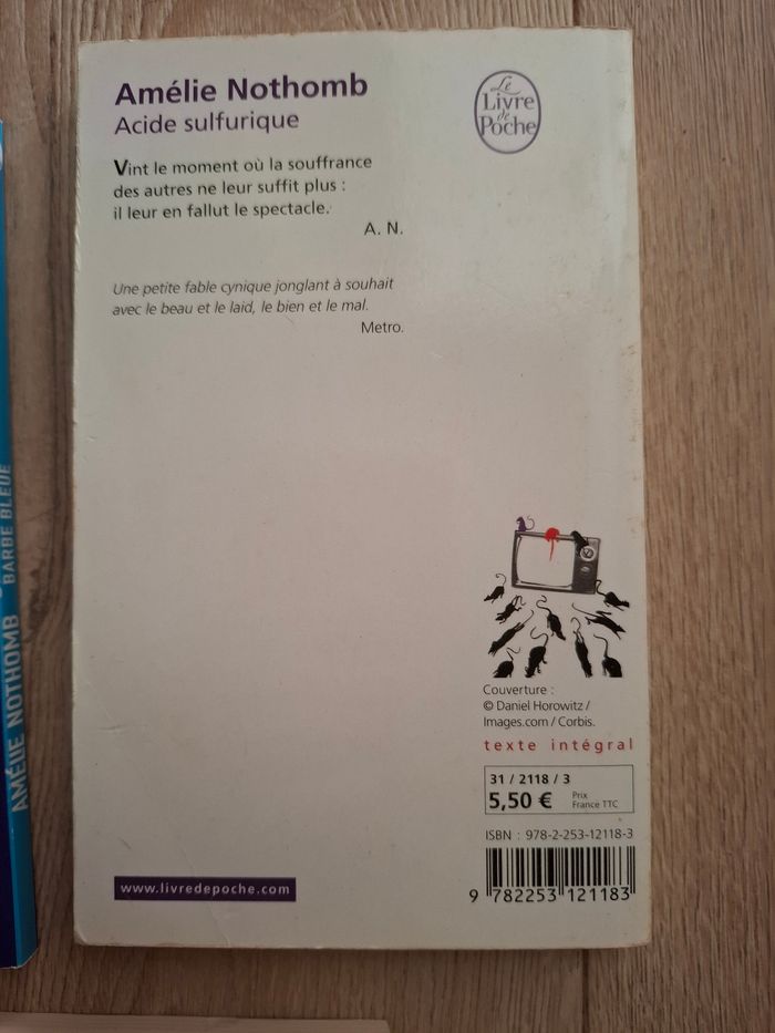 Lot de 3 livres de Amélie Nothomb en bon état - photo numéro 3