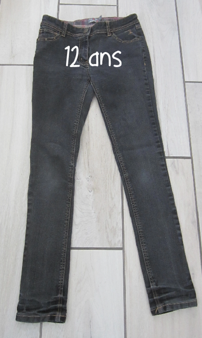 Jeans fille 12 ans - photo numéro 2