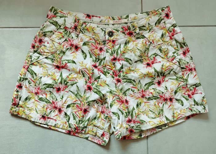 Short à fleurs Camaïeu 38