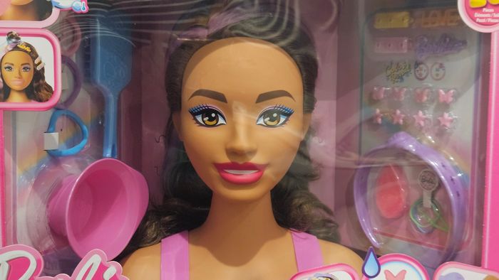 barbie-tête à coiffer color reveal-chevelure brun foncé et accessoires - photo numéro 2