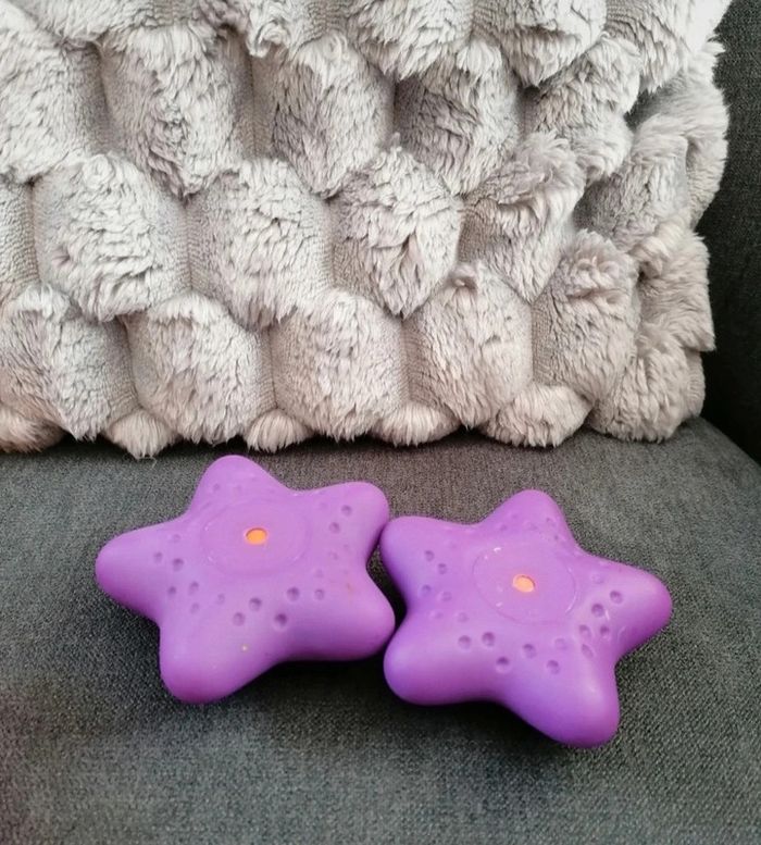 Lot de jouets de bain et 1 livre plastifié - photo numéro 8