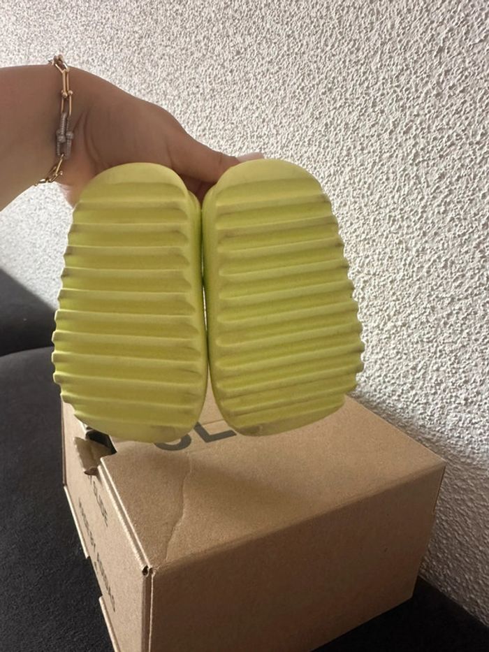 Sandales Adidas Yeezy bébé - photo numéro 9