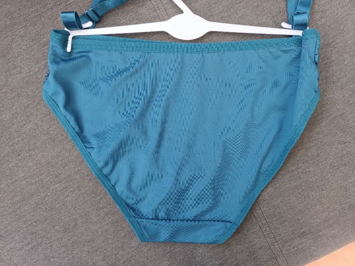 Ensemble lingerie - photo numéro 4