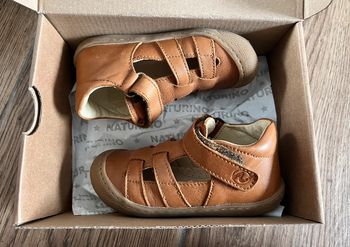 Chaussures naturino légères pt 23