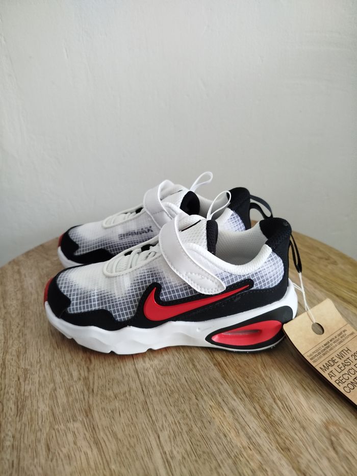 Baskets Nike T 27.5 - photo numéro 4