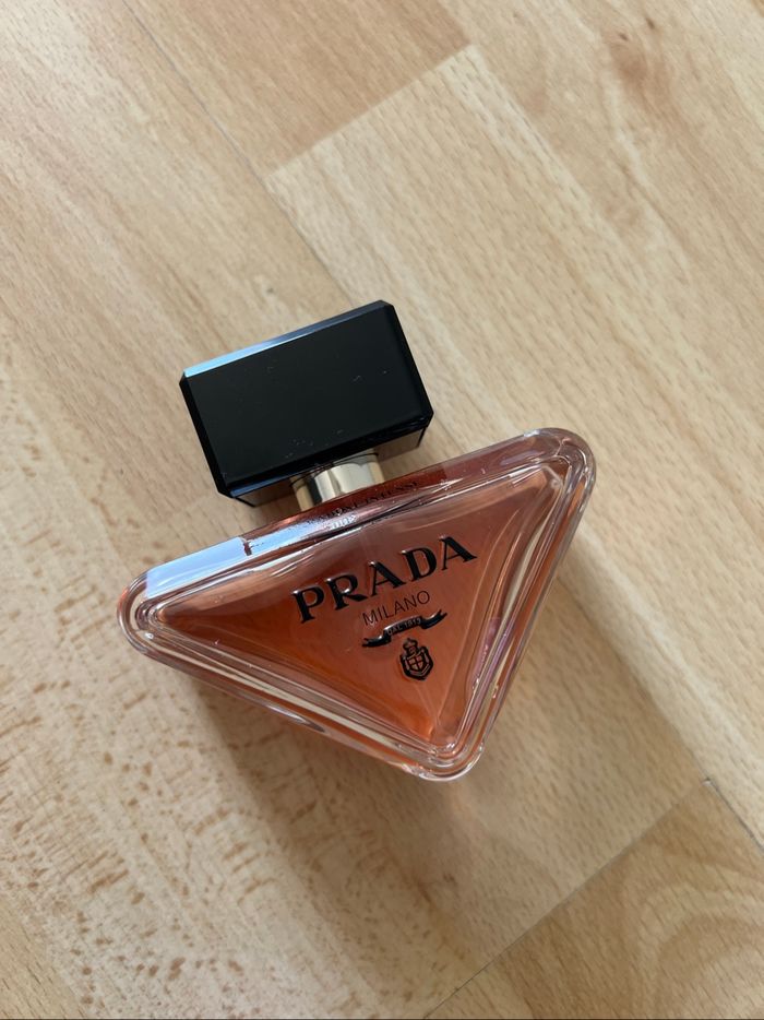 Parfum Prada Paradoxe Intense - photo numéro 3