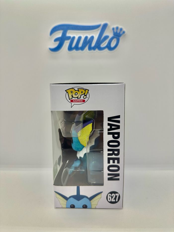 Funko Pop Pokemon Vaporeon 627 Diamond SDCC 2021 HARD STACK - photo numéro 3