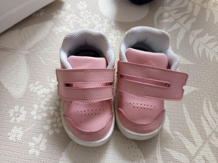 Baskets bébé fille