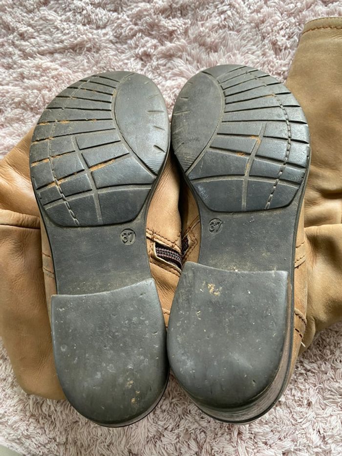 Bottes en cuire taille 37 - photo numéro 7