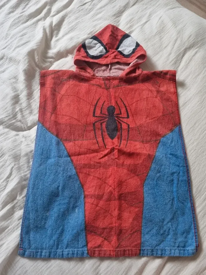 Poncho de plage spiderman