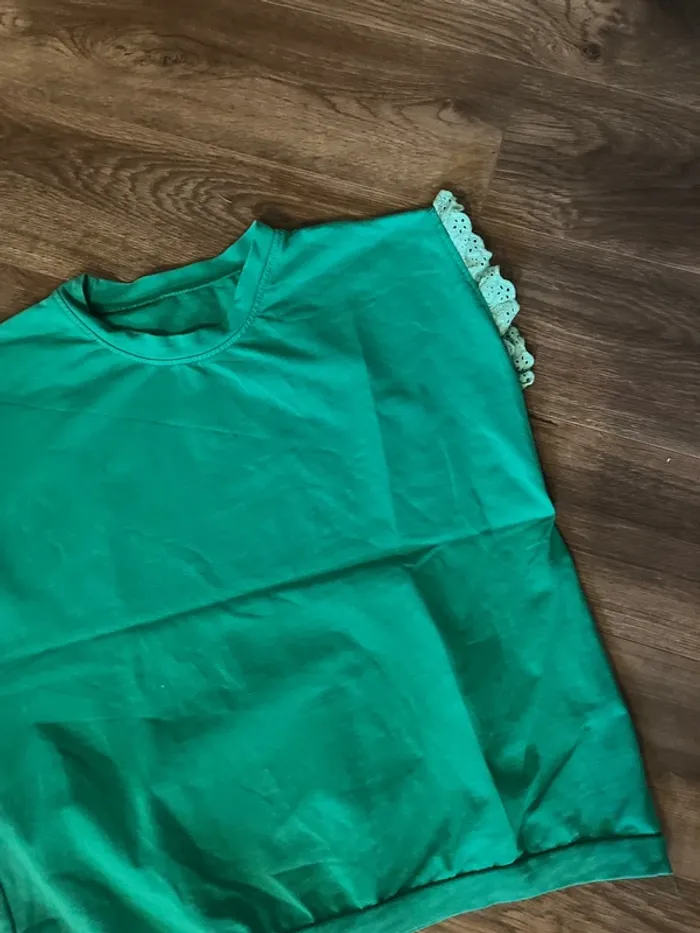 Tee-shirts - photo numéro 2