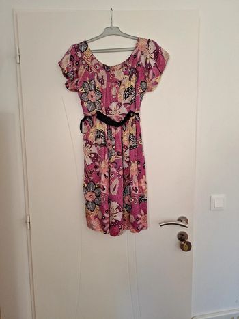 Jolie robe colorée en soie DDP