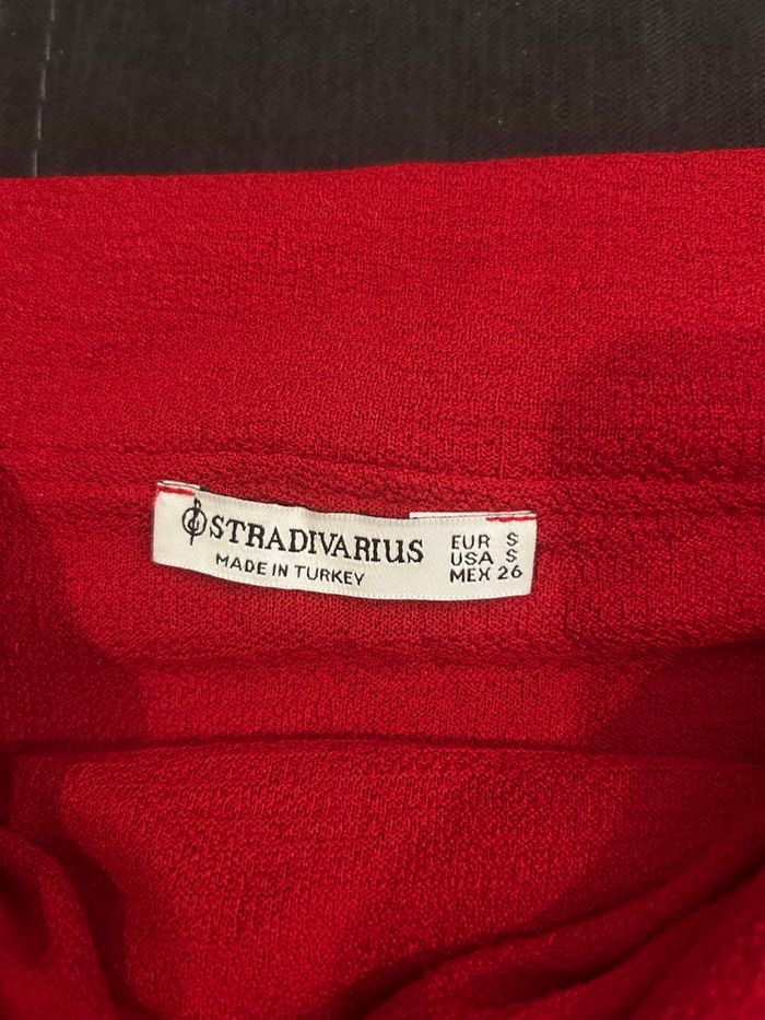 Haut rouge stradivarius