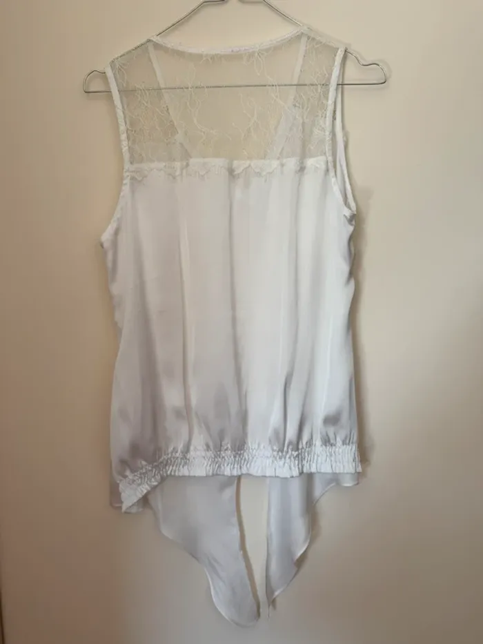 Haut blanc nafnaf en dentelle - photo numéro 3