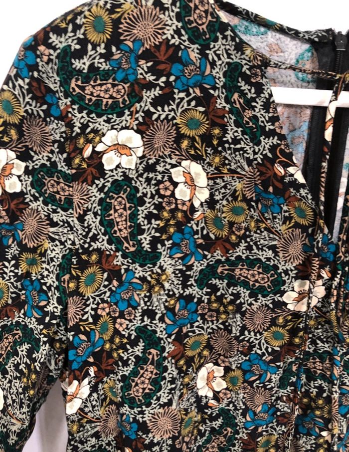 Combishort Zara fleurie noire manches longues taille XS / 34 36 comme neuve - photo numéro 15