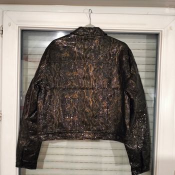 Veste boxy large taille L neuf sans étiquette