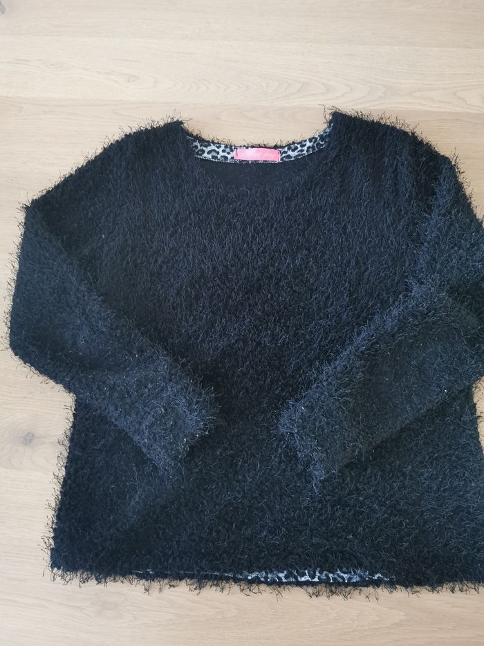 Pull noir taille unique