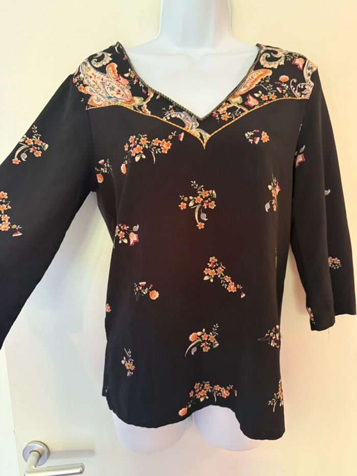 Blouse manches 3/4 noire fleurie Promod - photo numéro 4