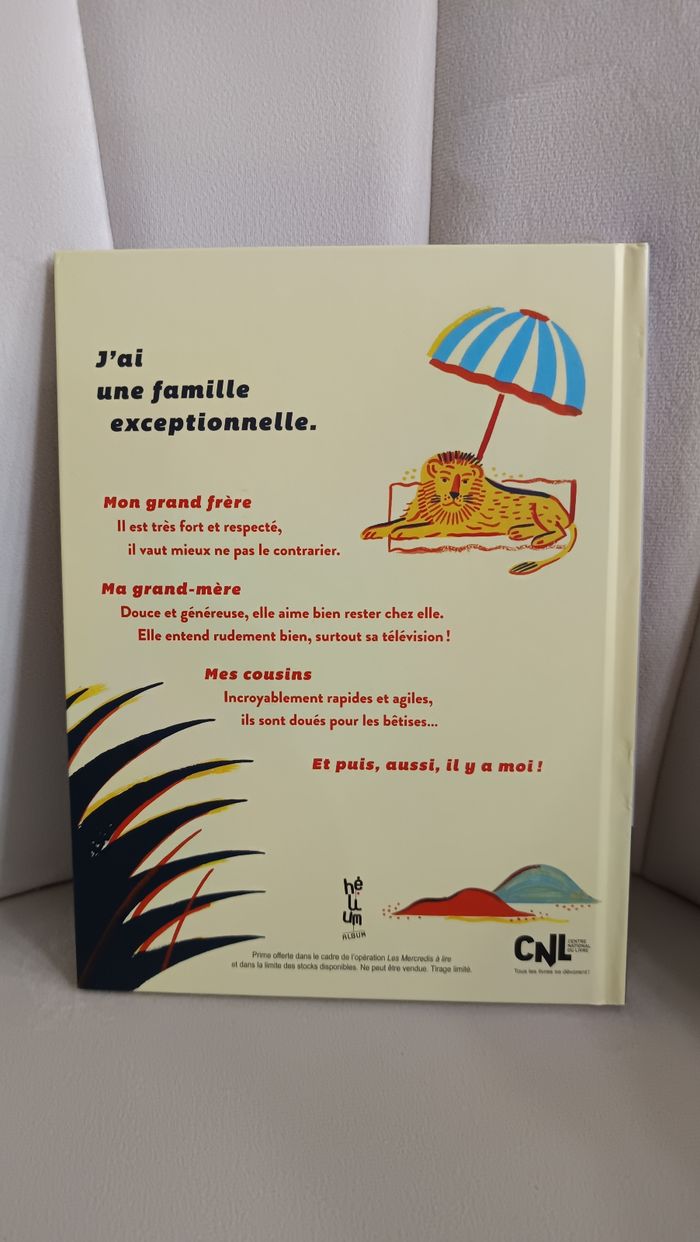 Livre " Ma famille Sauvage" - photo numéro 2