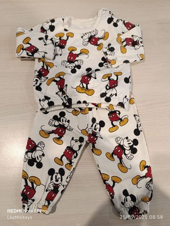 Ensemble jogging Mickey