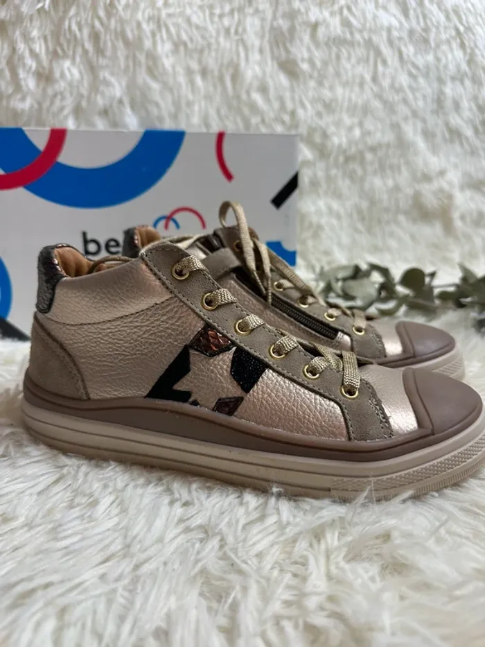 Paire de chaussures Bellamy taille 34 - photo numéro 2