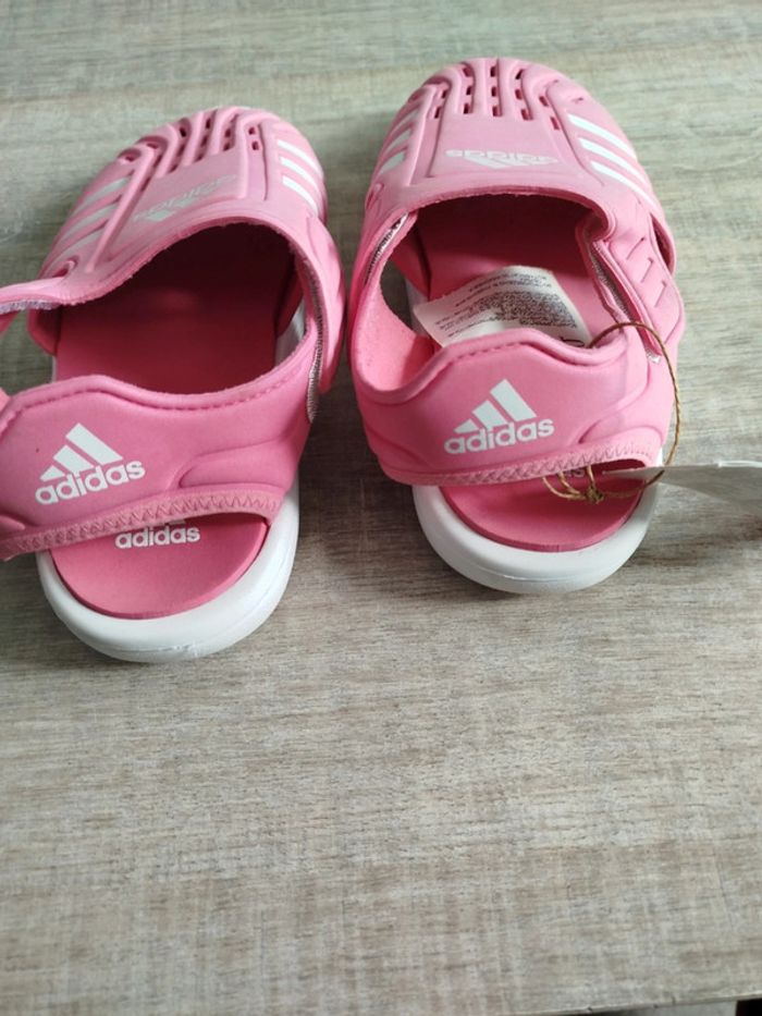 Sandales d'eau adidas pointure 34 - photo numéro 4