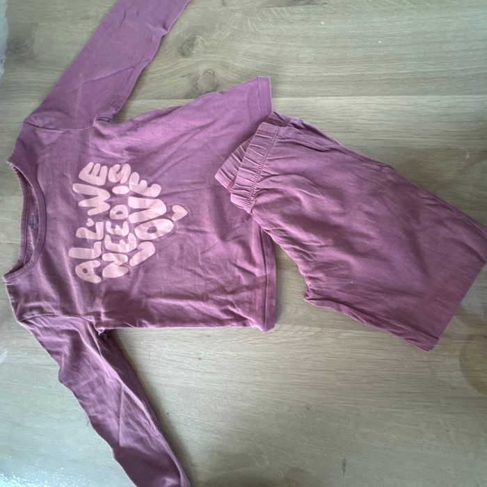 Lot de 4 pyjamas kiabi Okaïdi taille 5 ans - photo numéro 2