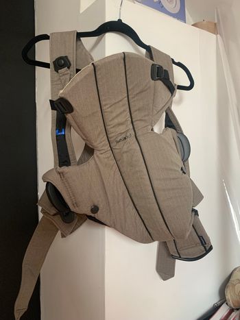 Porte bébé babybjorn