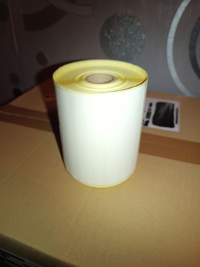 Rouleau 300 étiquettes 10x15cm (1,50€ pièce)