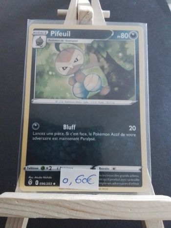 Carte Pokémon Pifeuil 96/203