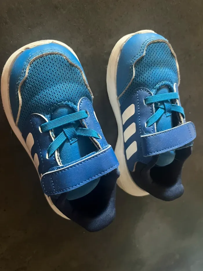 Basket Adidas Tensaur bébé - photo numéro 2