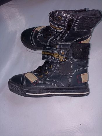 Chaussures basket taille 28