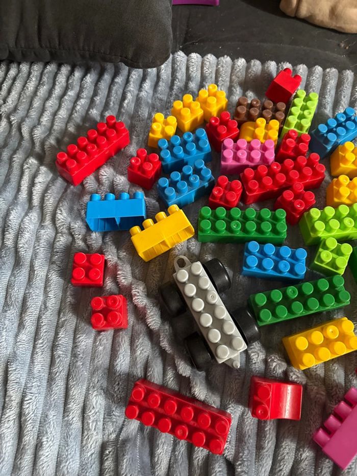 Bloqué en platique - photo numéro 3