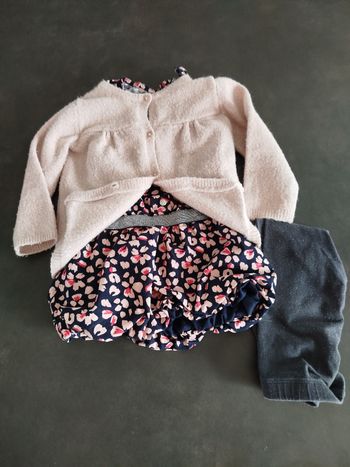 Robe molletonnée, gilet et legging