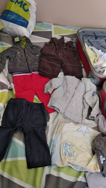 Lot  vêtements bébé 6 mois garçon