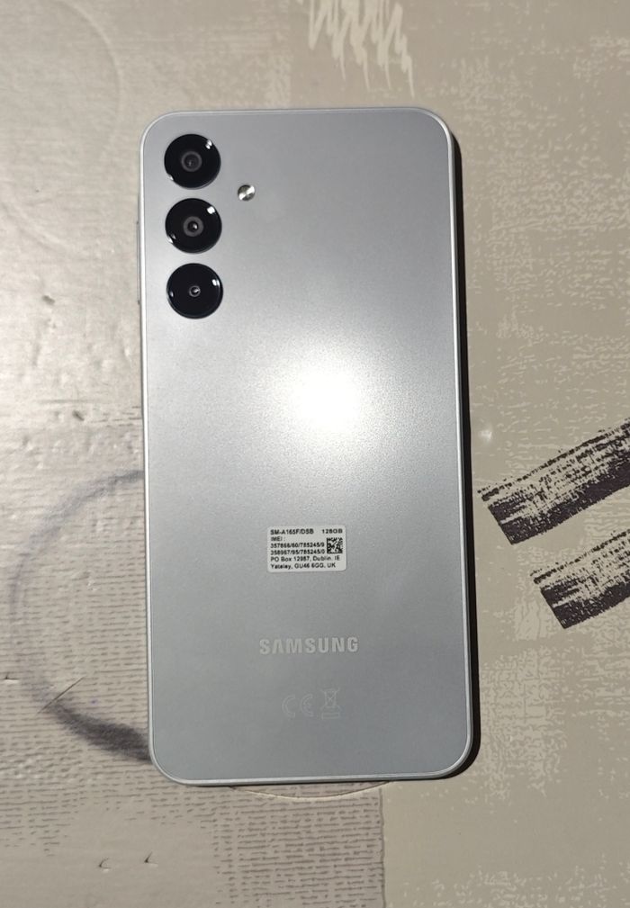 Samsung Galaxy A16 gris clair - photo numéro 3