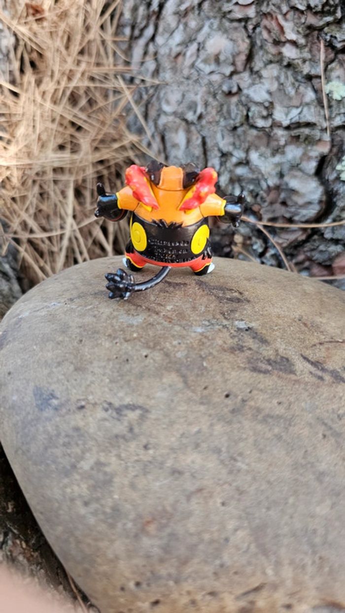 Super figurine Pokemon Nintendo tomy Roitiflam - photo numéro 4