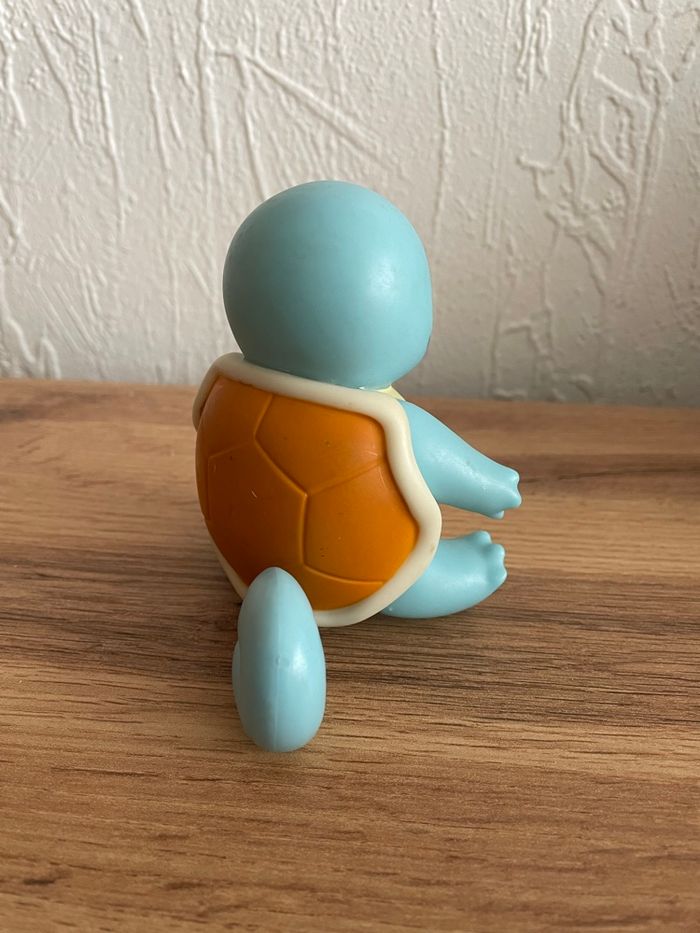 Figurine officielle carapuce 9 cm en vinyl > Pokémon - photo numéro 3