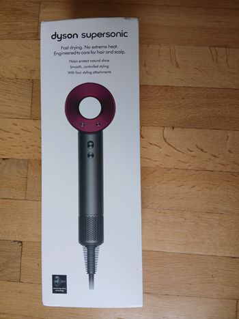 Sèche cheveux dyson
