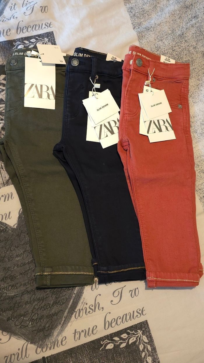 Neufs(non portés) 🏷🏷🏷🤩😍🥰superbes Jeans slim 18 mois garçon(prix ferme)!!🏷😍🥰 - photo numéro 2