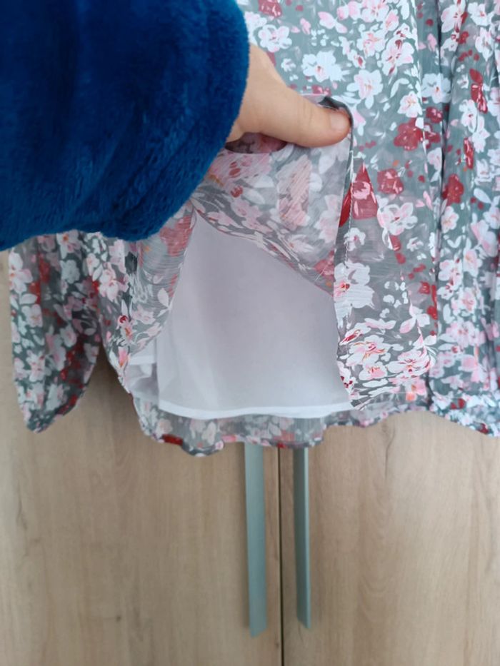 Blouse fleurie femme taille M - photo numéro 4