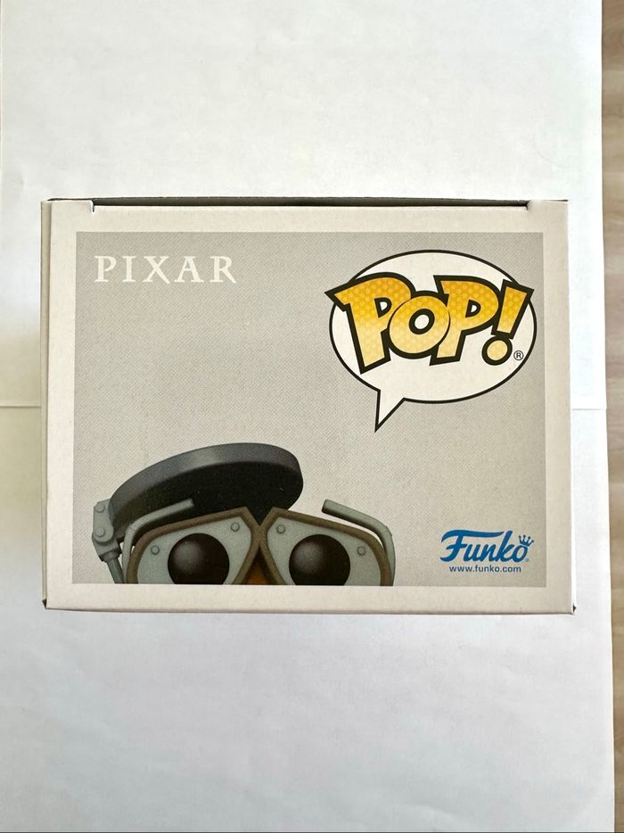 Figurine Funko Pop Wall-E with hubcap numéro 1120 Disney Pixar - photo numéro 5