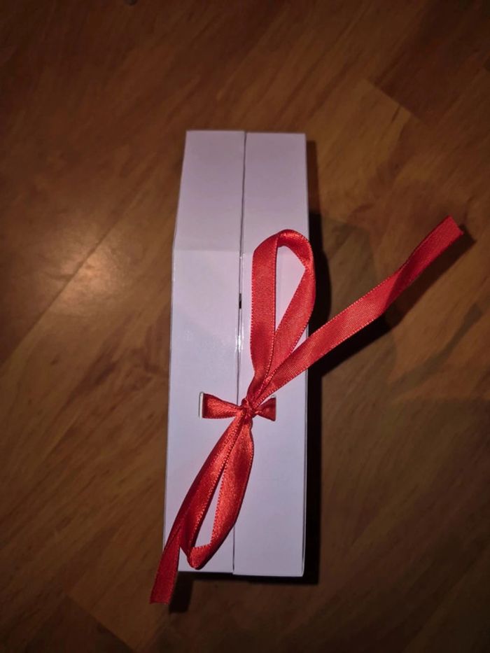 Coffret maquillage claire's neuf - photo numéro 2